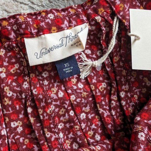 Women's Puff Sleeve Smocked Fitted Blouse Burgundy Floral - Picture 5 of 8